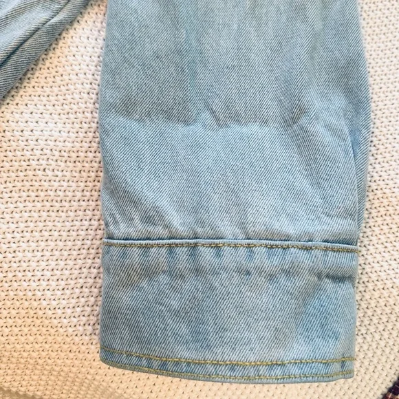 TNR JEANS Denim Shacket Light Blue Jean Jacket Button Down Shirt - Picture 5 of 15